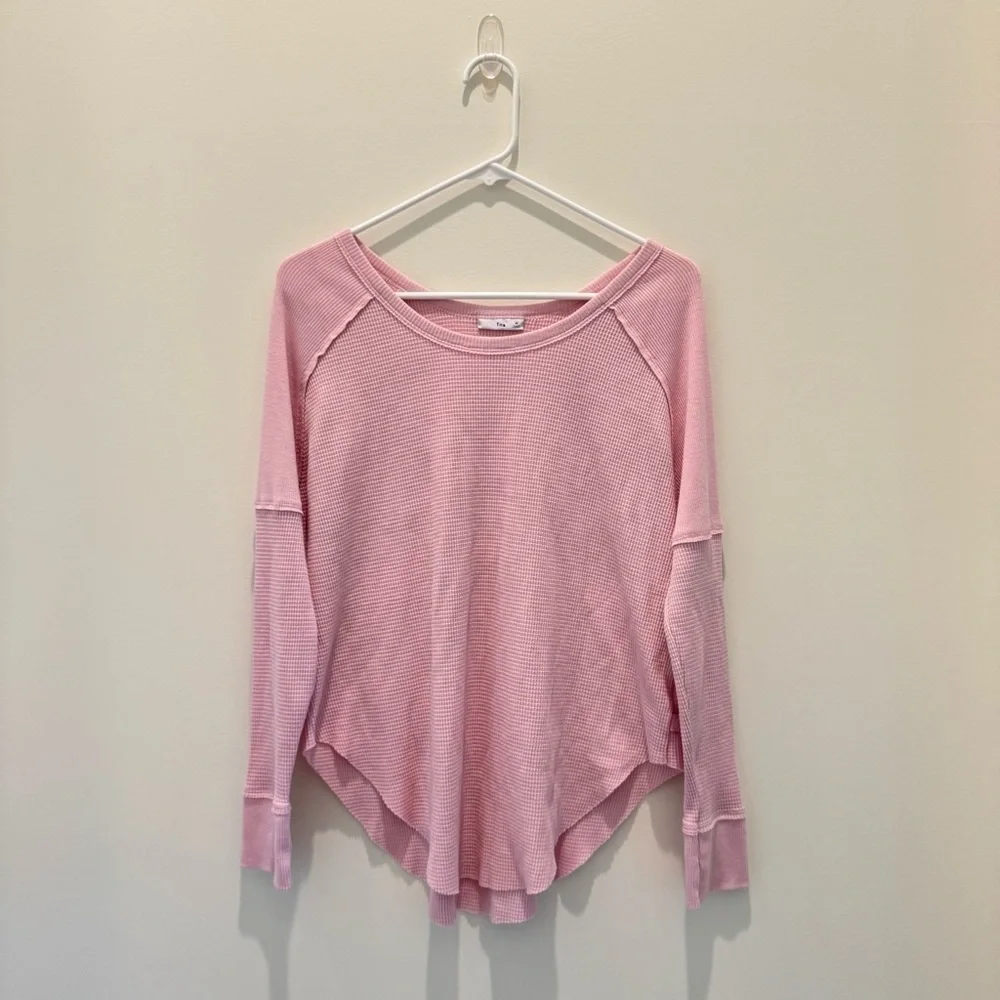 Aritzia Tna Alder Thermal Waffle knit long sleeve light pink  Size M